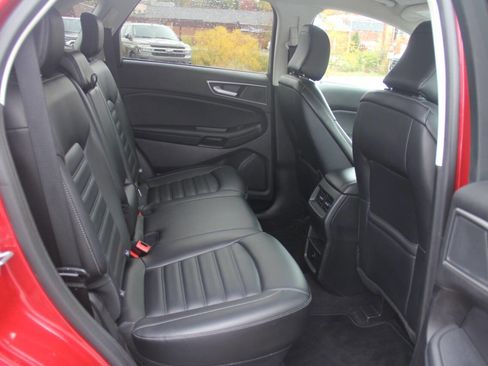 Certified 2024 Ford Edge SEL image 13