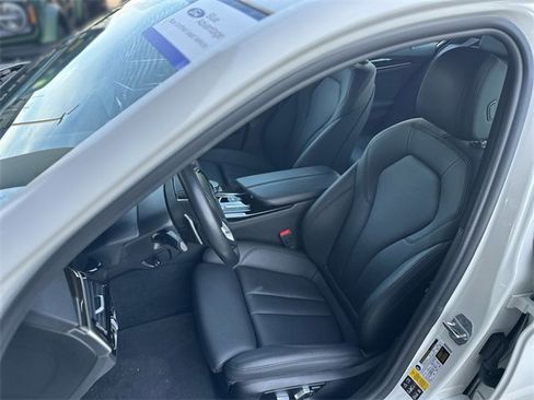 Used 2018 BMW 530i xDrive 530i xDrive image 12