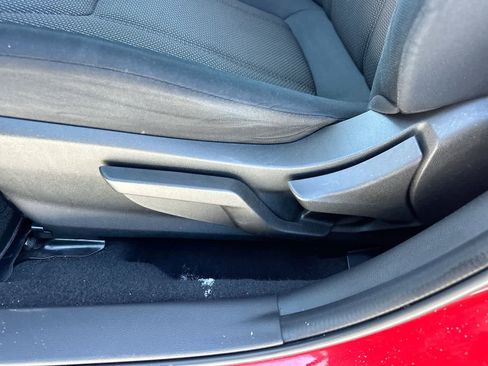 Certified 2023 Subaru Crosstrek 2.0i image 22