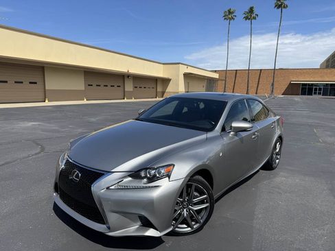 Used 2016 Lexus IS 200t F Sport image 3