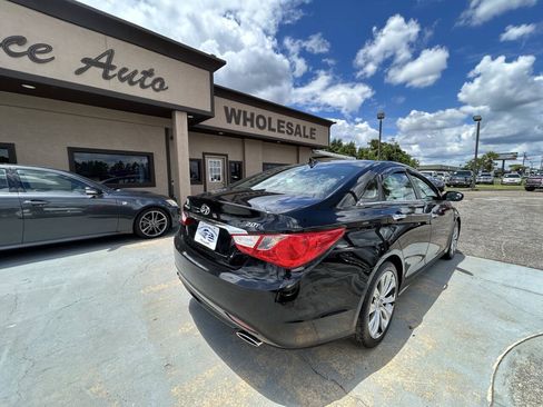 Used 2011 Hyundai Sonata SE FWD image 4