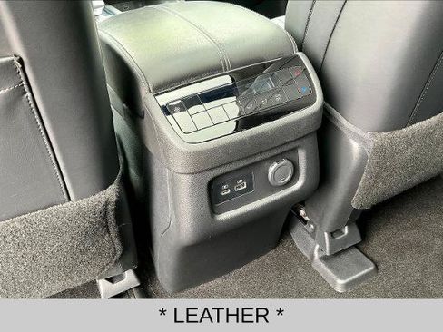 Certified 2023 INFINITI QX60 Luxe w/ Cargo Package AWD/4WD image 10