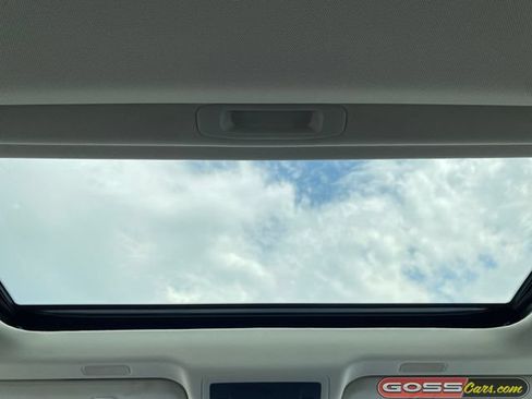 Used 2021 Lexus ES 350 w/ Premium Package FWD image 17