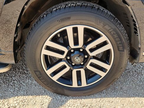 Used 2014 Toyota 4Runner Limited RWD image 7