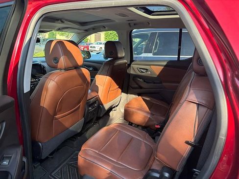 Used 2018 Chevrolet Traverse High Country AWD/4WD image 10