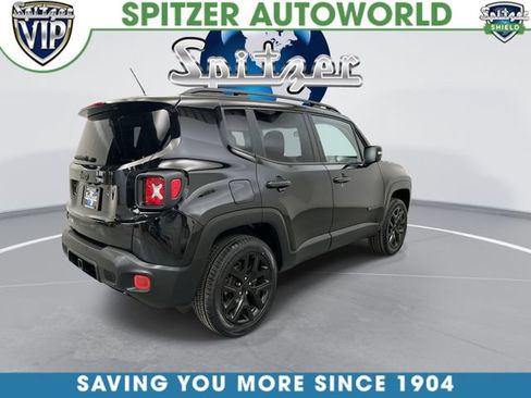 Used 2017 Jeep Renegade Altitude AWD/4WD image 10