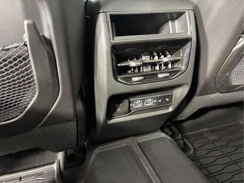 Used 2023 Jeep Grand Cherokee Trailhawk w/ Luxury Tech Group III AWD/4WD image 13