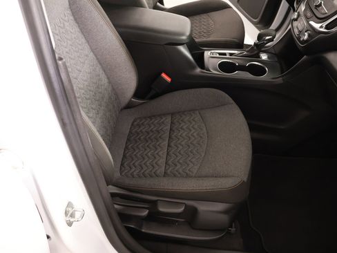 Used 2022 Chevrolet Equinox LT image 12