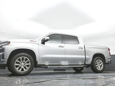 Used 2019 Chevrolet Silverado 1500 LTZ image 46