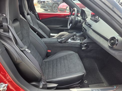 New 2026 MAZDA MX-5 Miata Club w/ Brembo/BBS Recaro Package RWD image 13