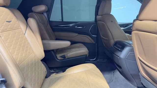 Used 2021 Cadillac Escalade Sport w/ Driver Assist Tech Package RWD image 18
