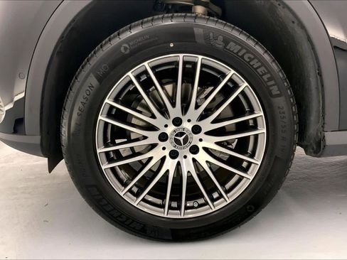 Used 2026 Mercedes-Benz GLC 300 image 9