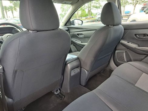 Used 2024 Nissan Sentra SV image 17