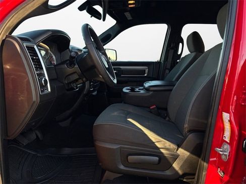 Used 2022 RAM 1500 Classic Warlock image 9