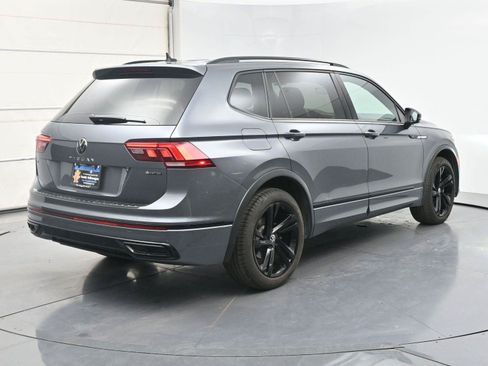 Certified 2023 Volkswagen Tiguan SE R-Line AWD/4WD image 23