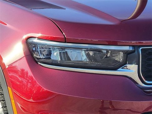 Certified 2023 Jeep Grand Cherokee L Laredo image 16