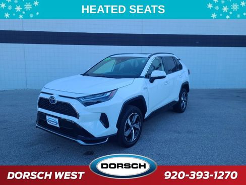 Used 2023 Toyota RAV4 SE image 1