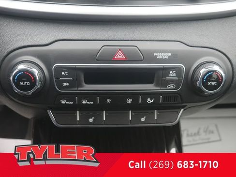 Used 2020 Kia Sorento EX AWD/4WD image 30