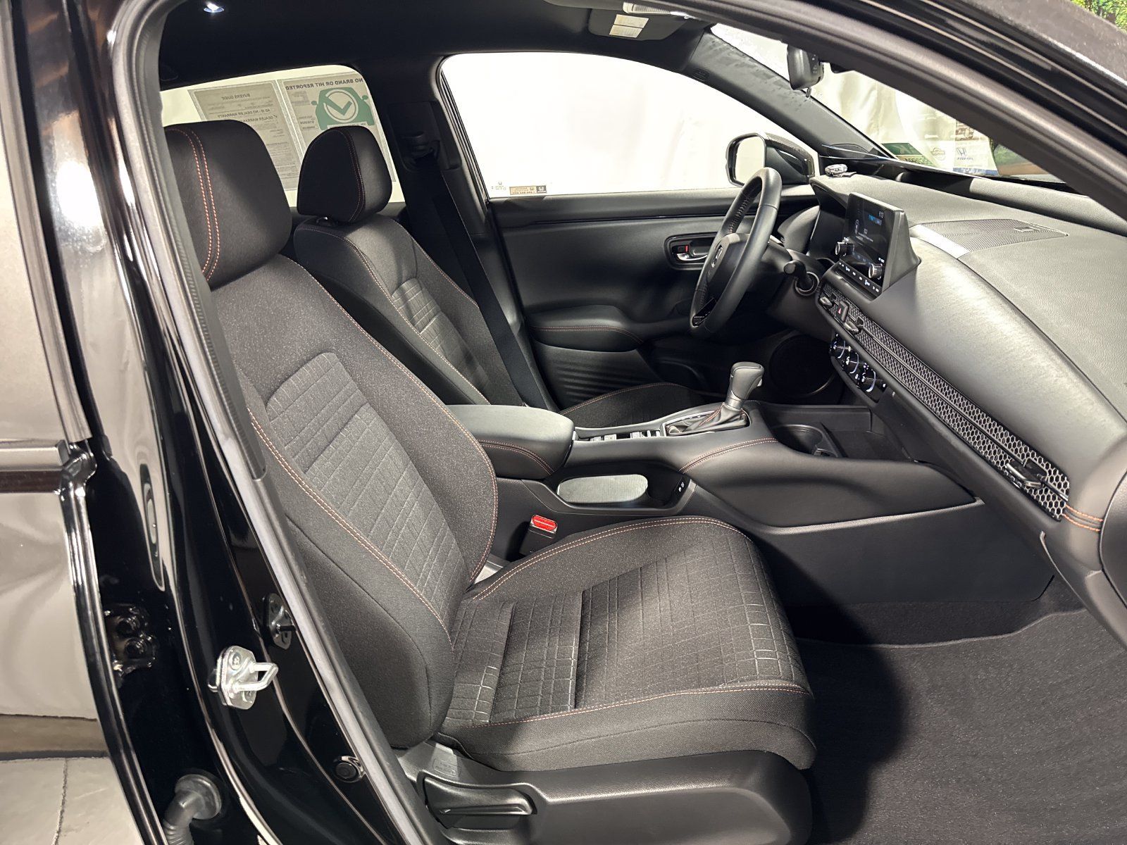 Certified 2024 Honda HR-V Sport image 23