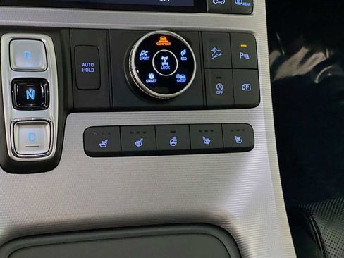 Used 2023 Hyundai Palisade Calligraphy image 21