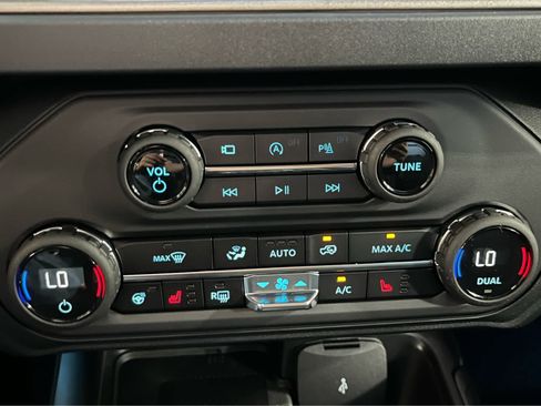 New 2026 Ford Bronco Outer Banks AWD/4WD image 25