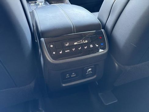 Used 2023 INFINITI QX60 Sensory w/ Vision Package image 30