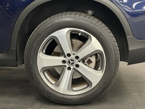 Used 2019 Mercedes-Benz GLC 300 GLC 300 image 17