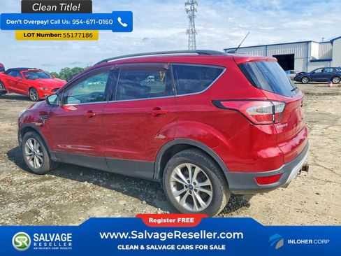 Used 2017 Ford Escape SE w/ Equipment Group 201A FWD image 3