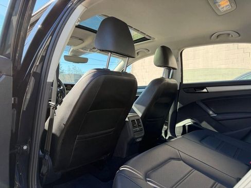 Used 2022 Volkswagen Passat 2.0T SE image 20