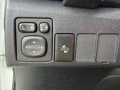 Used 2018 Toyota Corolla iM w/ Carpet Mat Package (TMS) FWD image 20