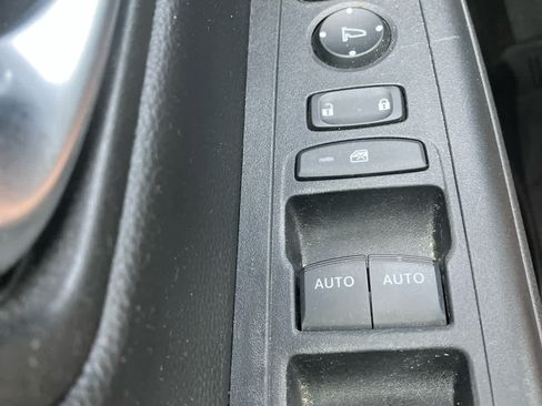 Used 2023 Honda CR-V Sport image 12