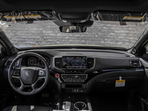New 2026 Honda Ridgeline Black Edition image 11