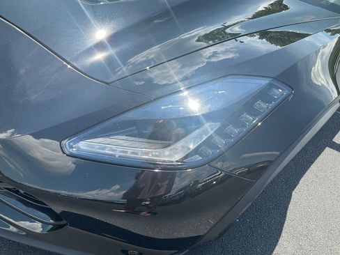 Used 2018 Chevrolet Corvette Z06 RWD image 9