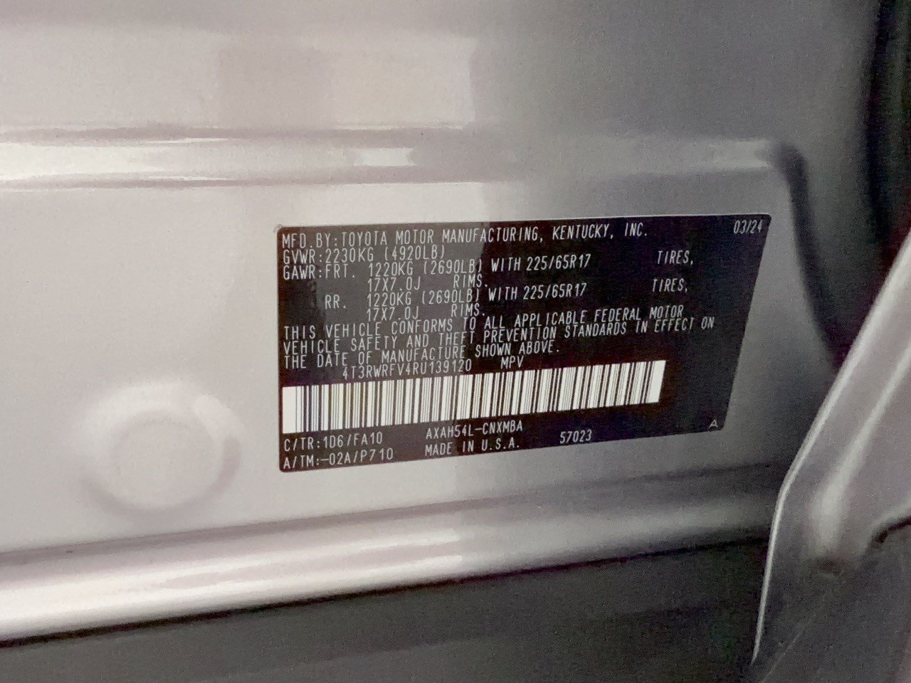 Used 2024 Toyota RAV4 XLE AWD/4WD image 32