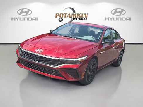 Certified 2026 Hyundai Elantra Sport FWD image 1