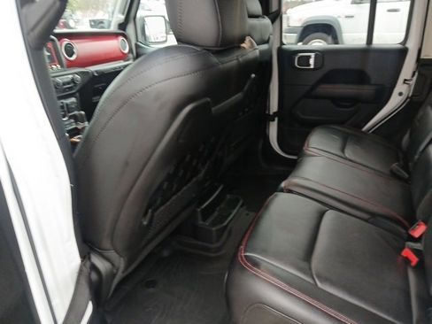 Used 2023 Jeep Wrangler Unlimited Rubicon w/ Steel Bumper Group image 24