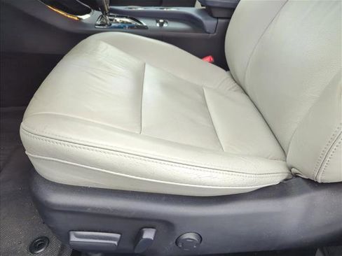 Used 2014 Toyota Avalon XLE FWD image 11