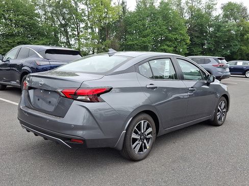 New 2025 Nissan Versa SV w/ Trunk Package image 4
