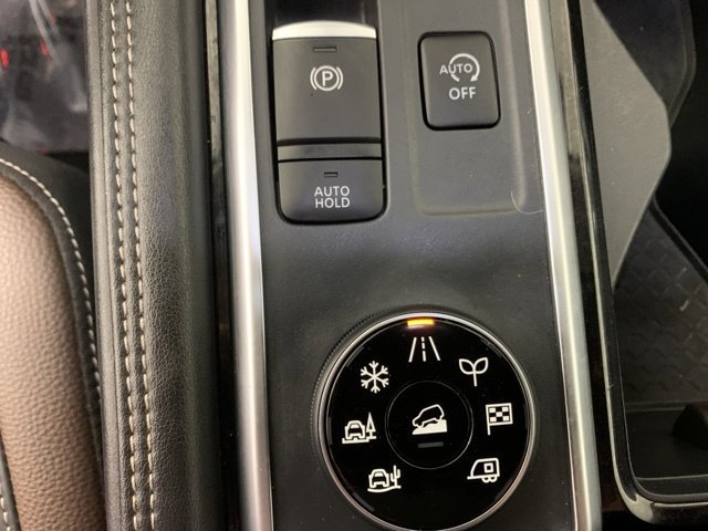 Used 2025 Nissan Pathfinder Platinum w/ Lighting Package (N93) AWD/4WD image 20