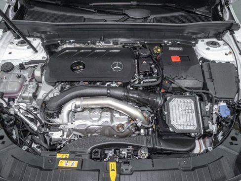 Used 2026 Mercedes-Benz GLB 250 image 22