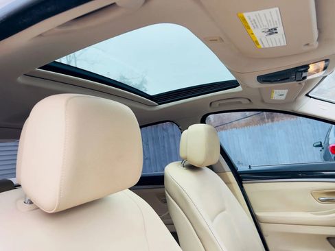 Used 2013 BMW 528i Sedan image 16