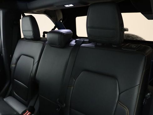 Used 2021 Ford Bronco Badlands image 18