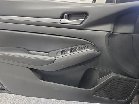 Used 2022 Nissan Altima 2.5 SV image 27