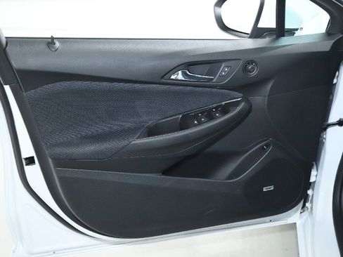 Used 2016 Chevrolet Cruze LT w/ Sun And Sound Package image 15