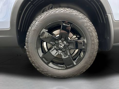Certified 2026 Honda Ridgeline Black Edition image 14