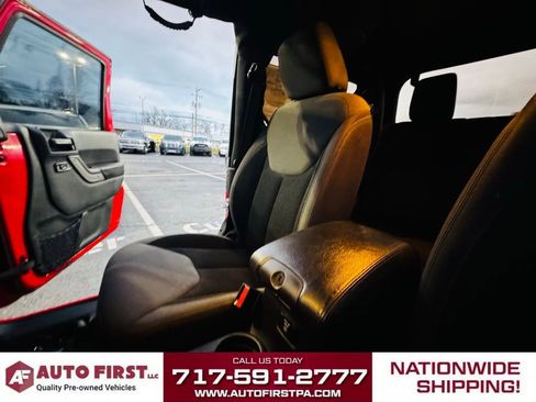 Used 2017 Jeep Wrangler Sport image 13