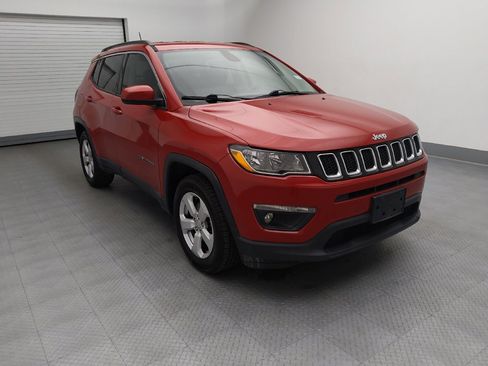 Used 2018 Jeep Compass Latitude w/ Popular Equipment Group FWD image 13