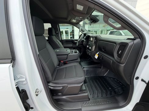 New 2026 GMC Sierra 2500 Pro w/ Convenience Package AWD/4WD image 27