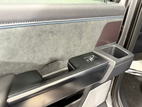 New 2026 Ford F250 Platinum w/ Tremor Off-Road Package image 19