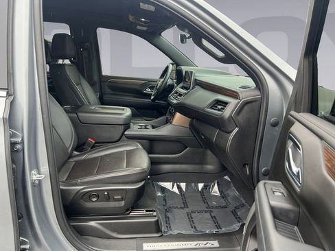 Used 2023 Chevrolet Tahoe High Country AWD/4WD image 17